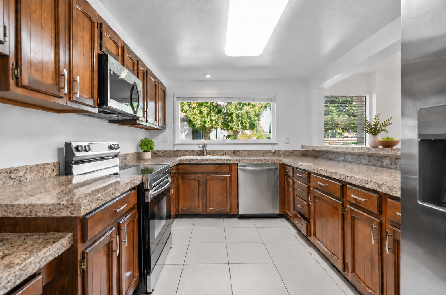 Kitchen — Virtually staged