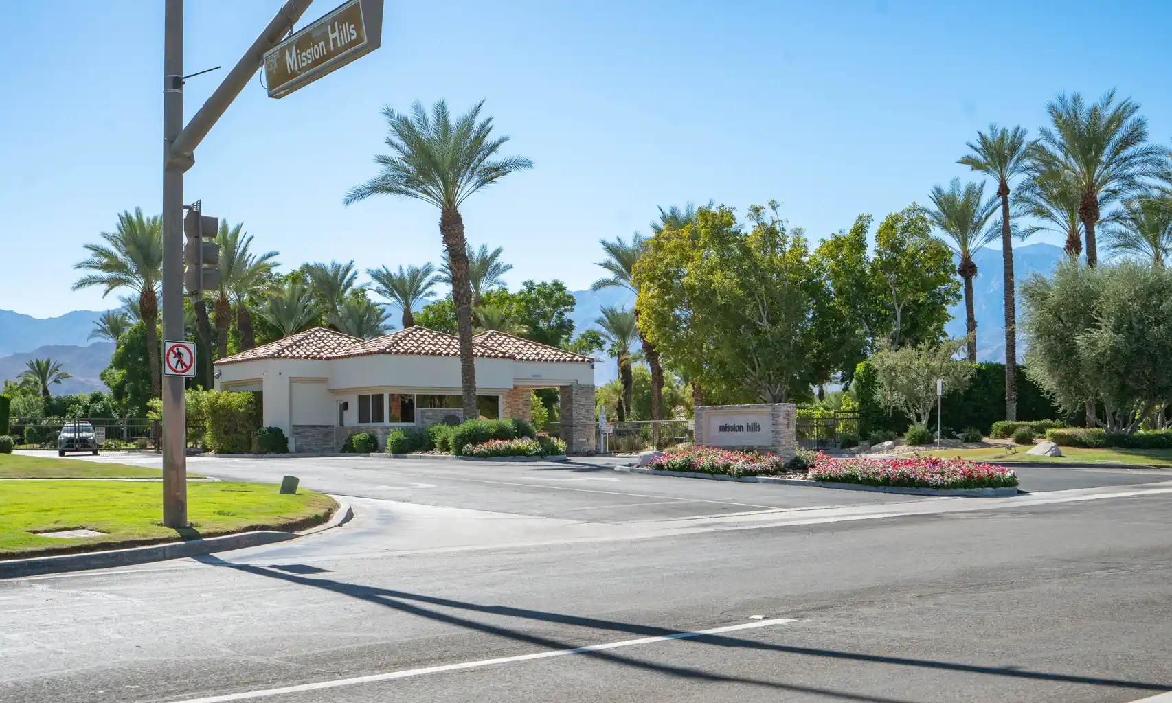 Mission Hills Community Entrance